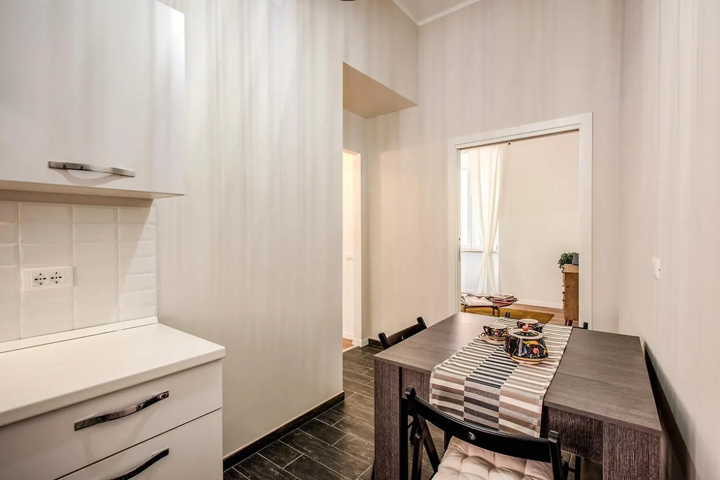 Monti Quiet And Spacious Apartment Rom 0*,