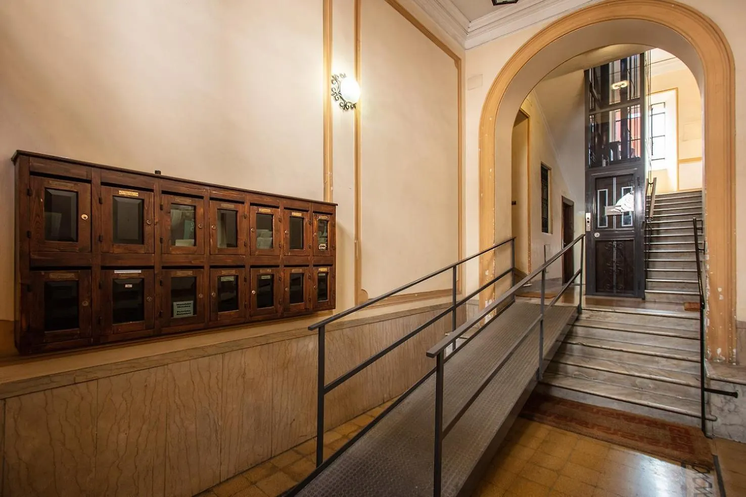Monti Quiet And Spacious Apartment Rom Italien