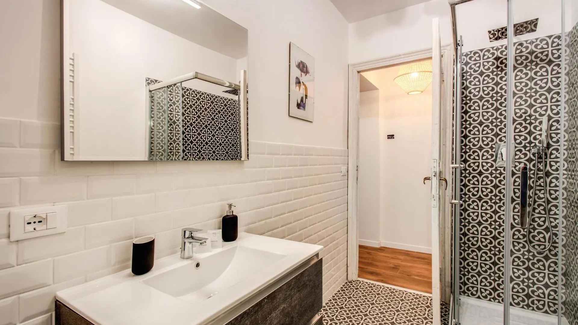Monti Quiet And Spacious Apartment Rom Italien